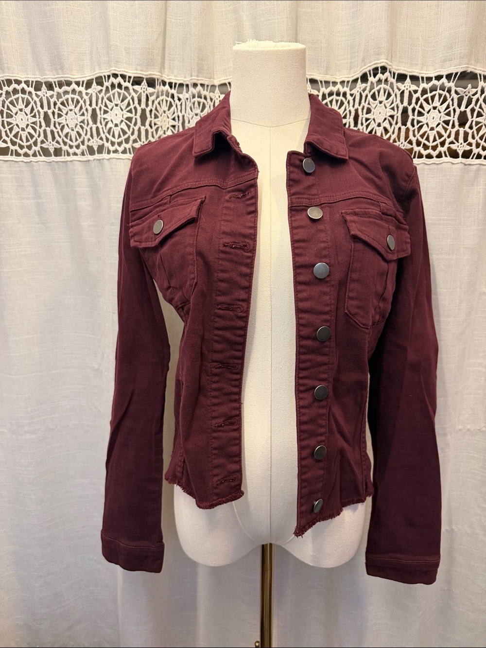 Kut from the Kloth Women's Maroon Button-Front Jean Jacket